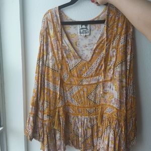 Jaase floral Top. Excellent conditions